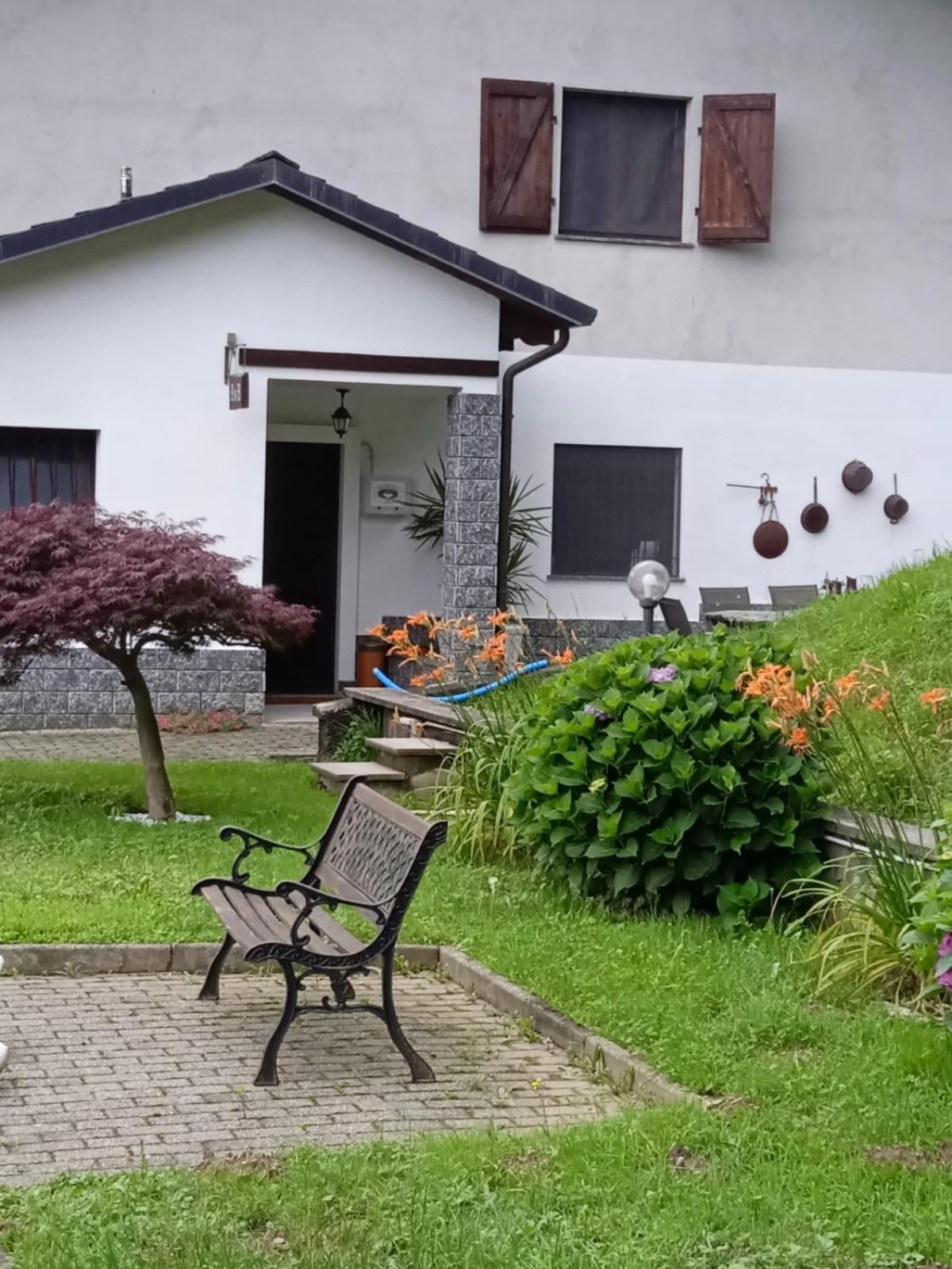 Appartamento La Casa Nel Bosco Rueglio Dış mekan fotoğraf
